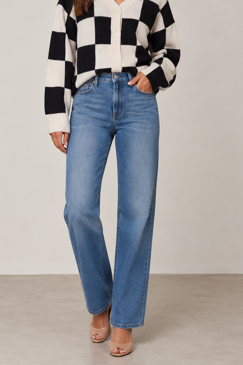 Clean Stretch High Rise Classic Straight Medium Wash