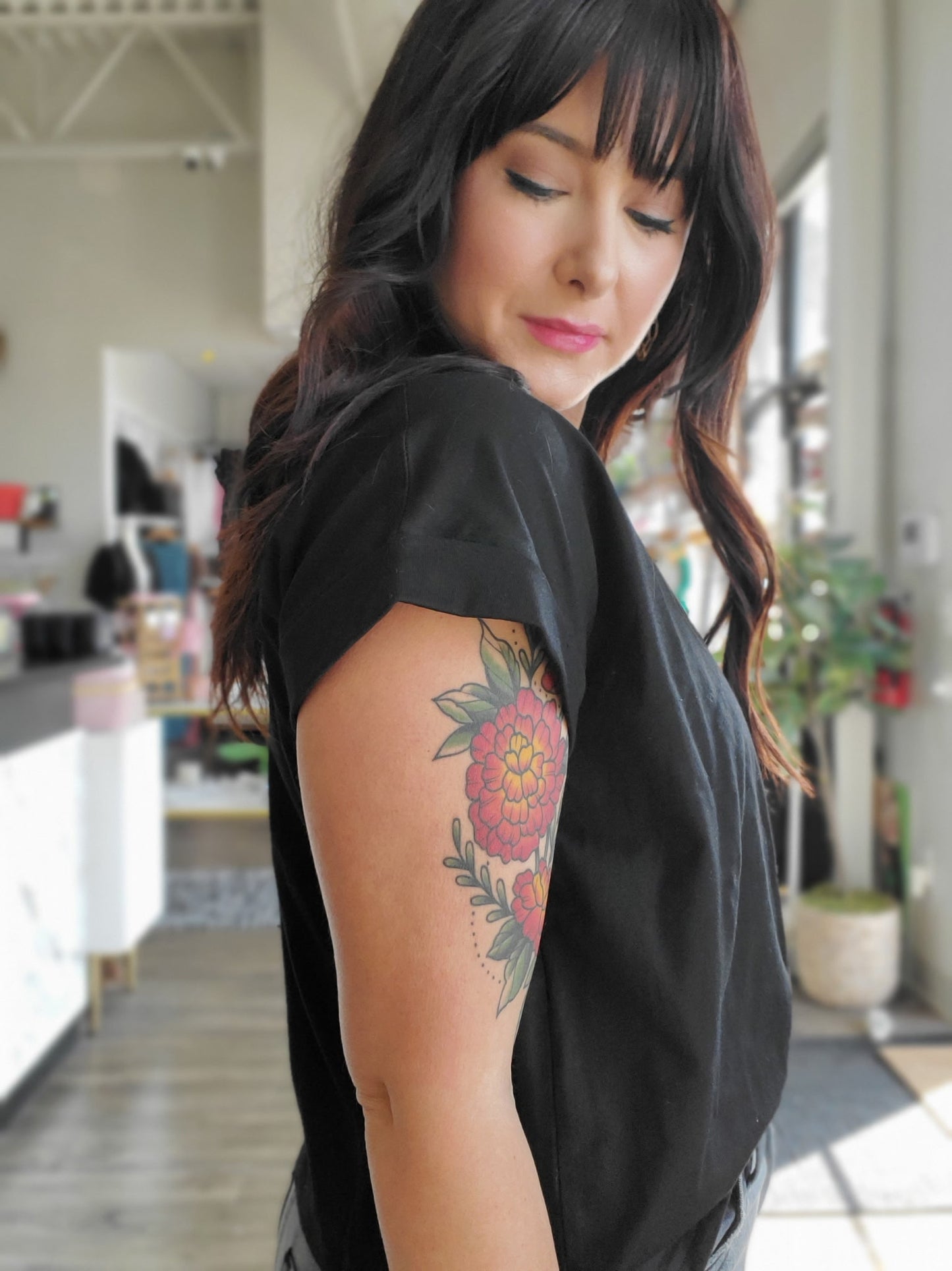 Round Neck Cuffed Sleeve Top