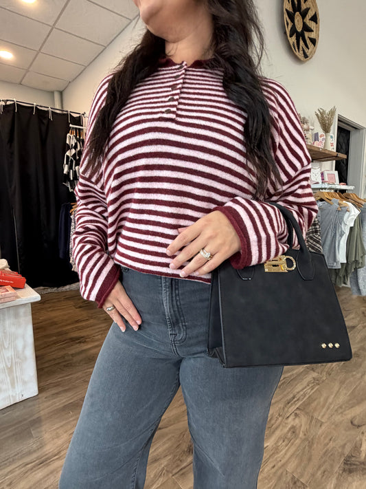 BUTTON HENLEY STRIPE SWEATER