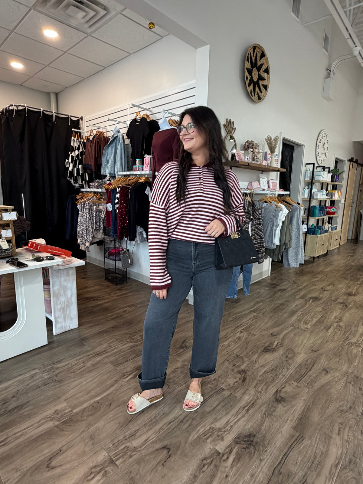 BUTTON HENLEY STRIPE SWEATER